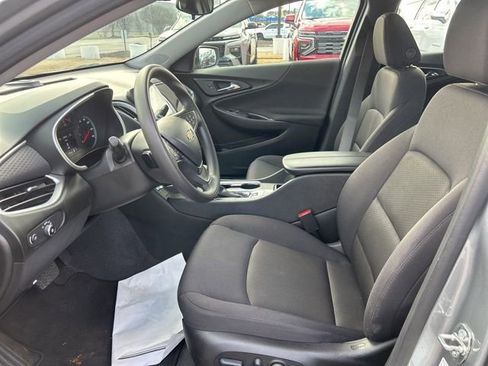 Used 2024 Chevrolet Malibu LT image 15