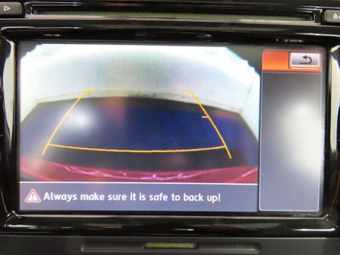 Used 2014 Volkswagen Jetta TDI image 24