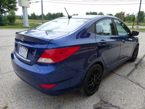 Used 2016 Hyundai Accent SE FWD image 11