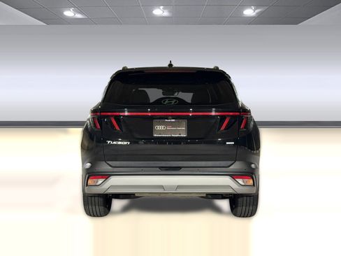 Used 2026 Hyundai Tucson Limited AWD/4WD image 10