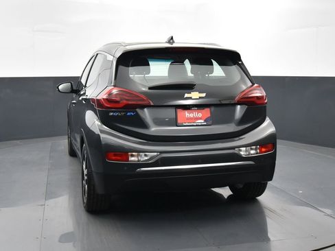 Used 2017 Chevrolet Bolt Premier w/ Driver Confidence II Package image 32