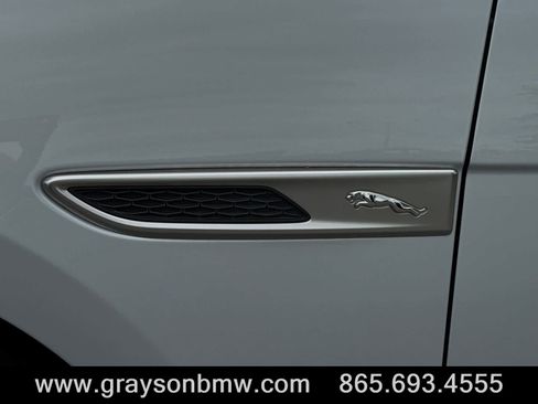 Used 2023 Jaguar F-PACE S AWD/4WD image 10