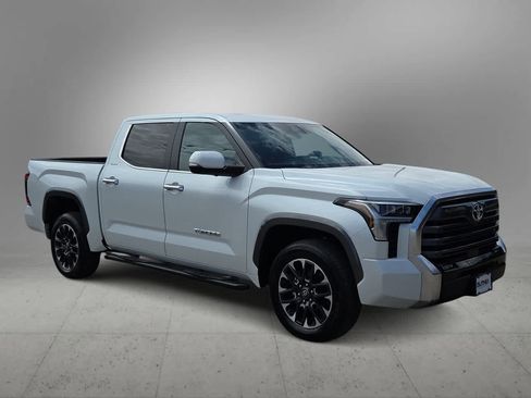 Used 2025 Toyota Tundra Limited image 2