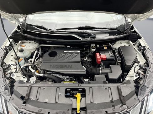 Used 2023 Nissan Rogue SV image 24