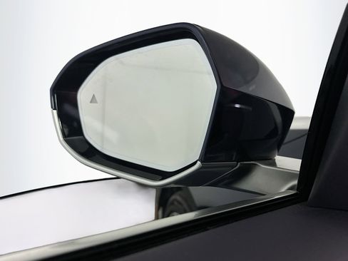 Used 2024 BMW 530i w/ Premium Package RWD image 16