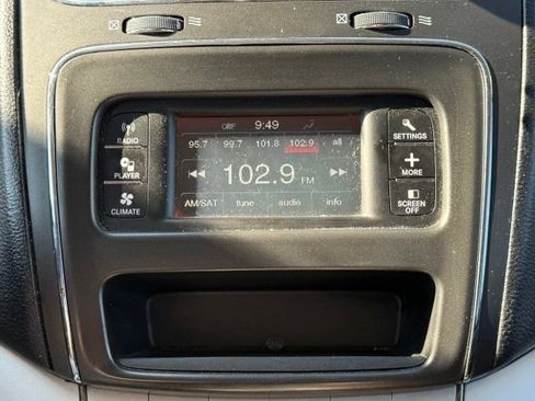 Used 2018 Dodge Journey SE w/ Connectivity Group FWD image 20