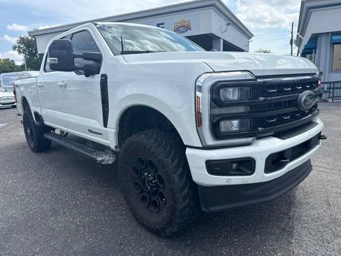 Used 2024 Ford F250 Lariat w/ Lariat Ultimate Package AWD/4WD image 4