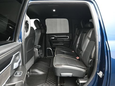 Used 2020 RAM 2500 Laramie AWD/4WD image 11