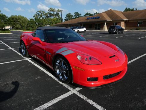 Used 2010 Chevrolet Corvette Grand Sport w/ Preferred Equipment Group RWD image 3