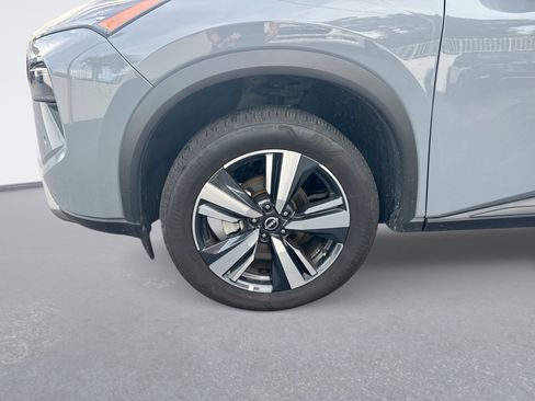 Used 2026 Nissan Rogue SL AWD/4WD image 11