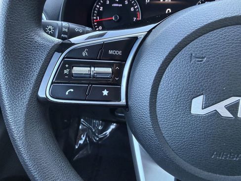 Used 2023 Kia Forte LXS w/ LXS Technology Package FWD image 14