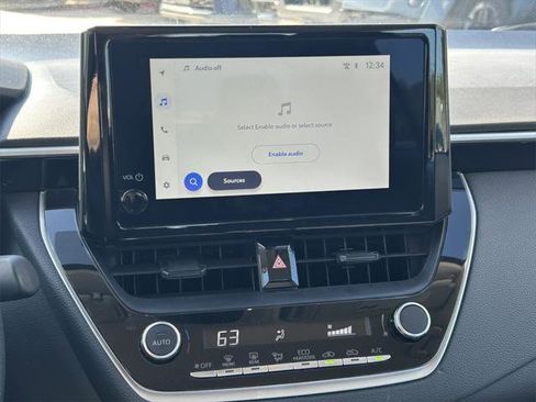 Certified 2025 Toyota Corolla LE image 19