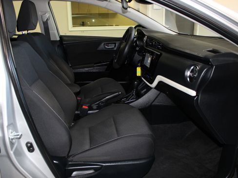 Used 2017 Toyota Corolla iM FWD image 24