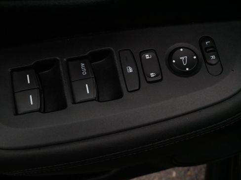 Used 2024 Honda HR-V LX image 19