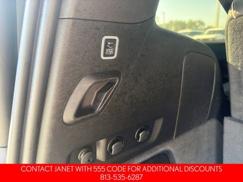 Used 2024 Jeep Grand Wagoneer Series III AWD/4WD image 15