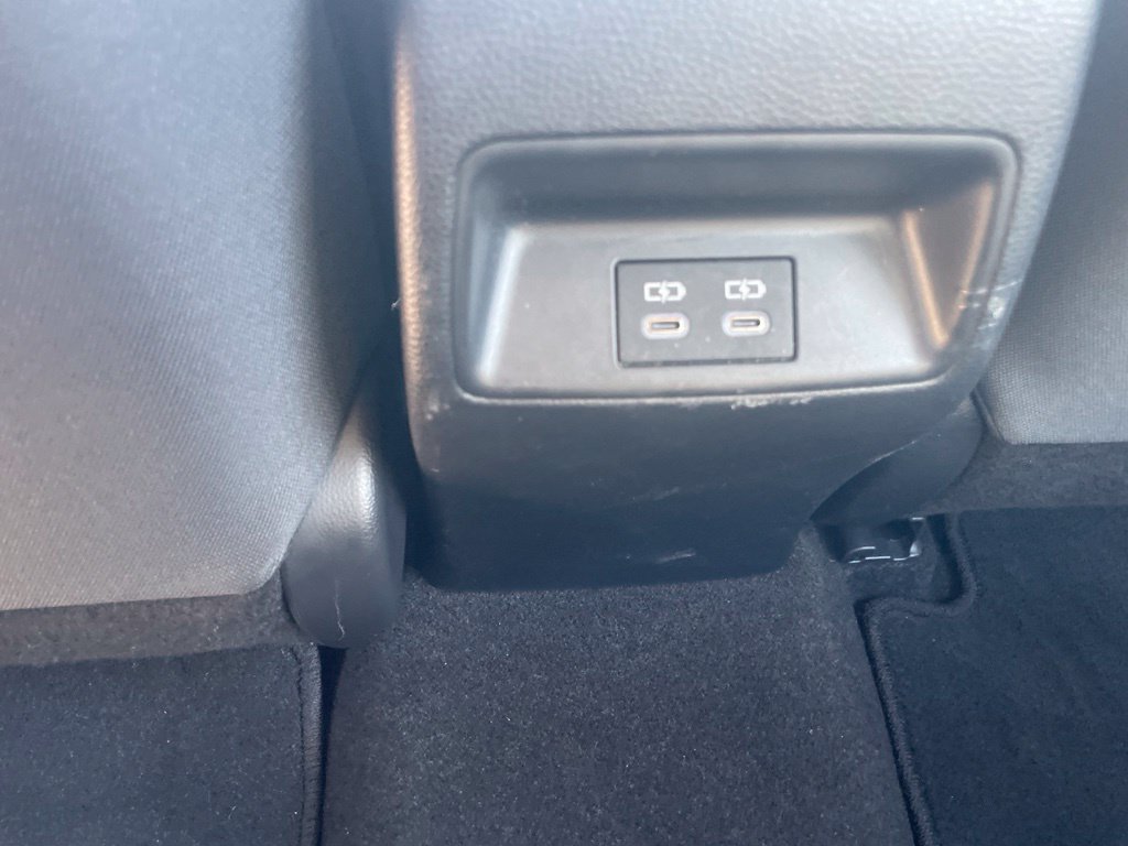 Used 2025 Toyota Corolla LE FWD image 13