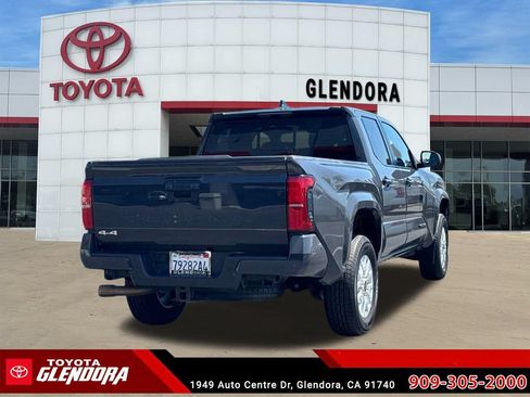 Certified 2024 Toyota Tacoma SR5 w/ SR5 Upgrade Package AWD/4WD image 10