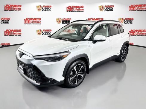 Certified 2024 Toyota Corolla Cross AWD Hybrid w/ Convenience Package image 15