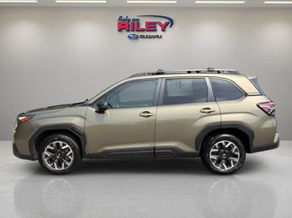 Certified 2025 Subaru Forester Premium AWD/4WD video 2