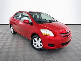Used 2008 Toyota Yaris Sedan video 1