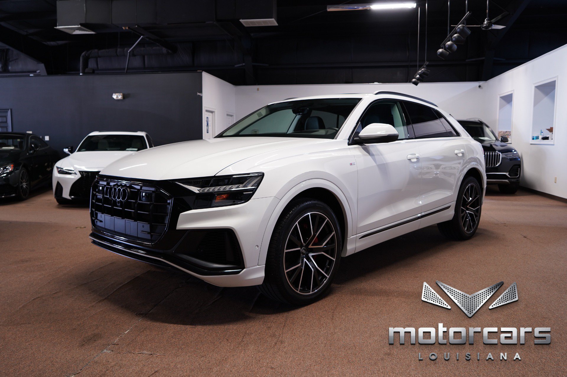 Used 2023 Audi Q8 Prestige AWD/4WD image 3
