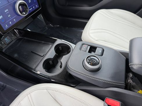 Certified 2024 Ford Mustang Mach-E Premium image 13