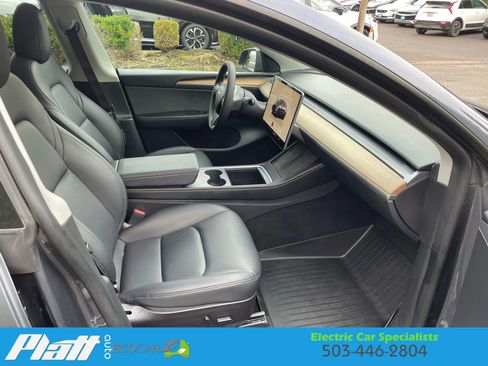 Used 2022 Tesla Model Y Performance image 53