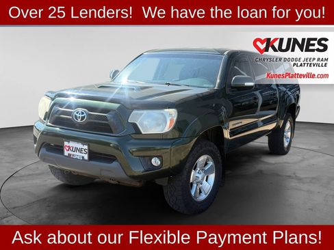 Used 2013 Toyota Tacoma 4x4 Double Cab w/ TRD Sport Pkg image 3
