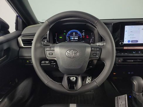 New 2026 Toyota Camry SE FWD image 7