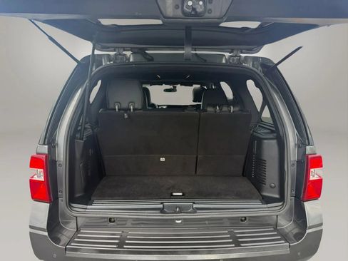 Used 2017 Ford Expedition Limited w/ Equipment Group 301A AWD/4WD image 44