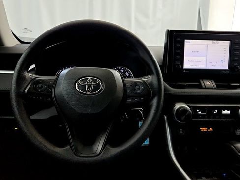 Certified 2022 Toyota RAV4 LE AWD/4WD image 27