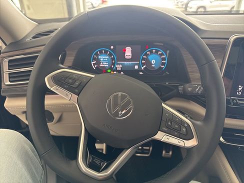 New 2026 Volkswagen Atlas SEL Premium R-Line AWD/4WD image 18