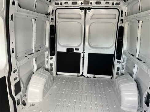 New 2024 RAM ProMaster 3500 w/ Delivery Van Package image 15