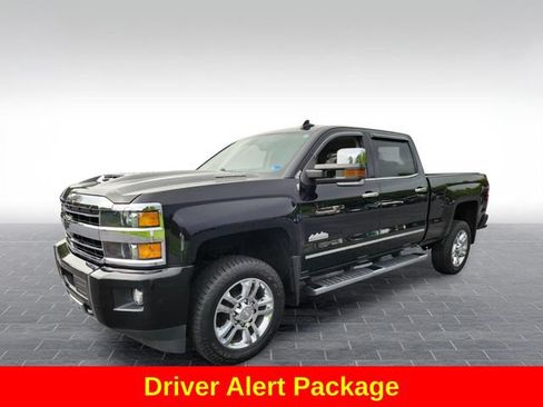 Used 2019 Chevrolet Silverado 2500 High Country w/ Duramax Plus Package AWD/4WD image 4