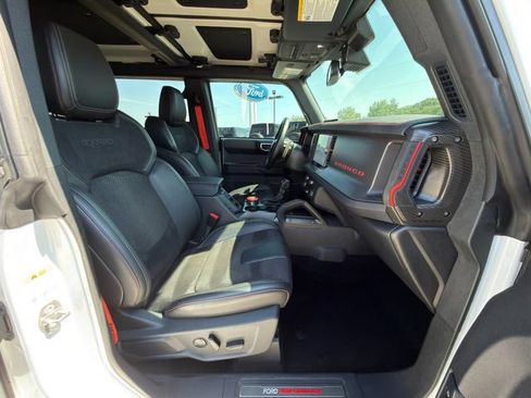 Used 2025 Ford Bronco Raptor AWD/4WD image 12