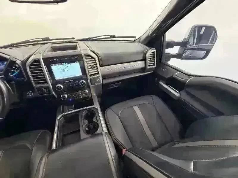 Used 2018 Ford F350 Platinum w/ Platinum Ultimate Package AWD/4WD image 33