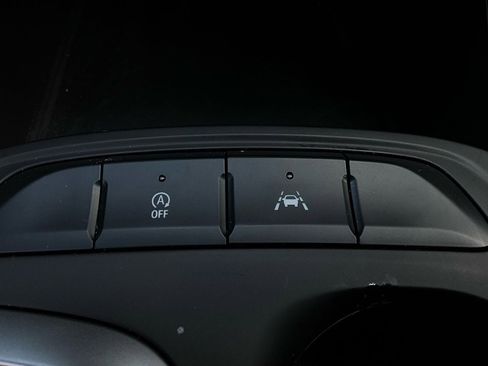 Used 2025 Buick Envista Preferred image 23