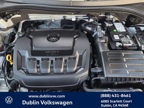 Used 2019 Volkswagen Tiguan SEL w/ 3rd Row Seat Package image 28