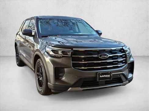 New 2026 Ford Explorer Active image 7