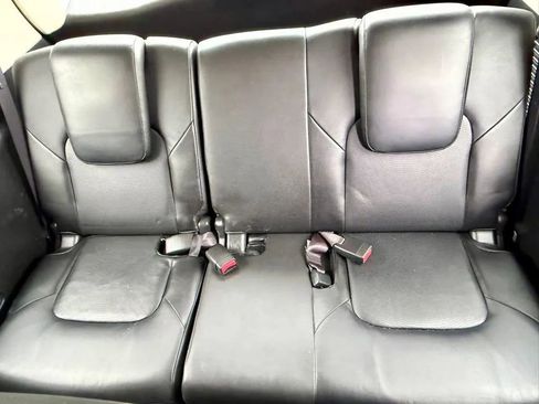 Used 2016 INFINITI QX80 4WD w/ 22" Wheel Package image 13