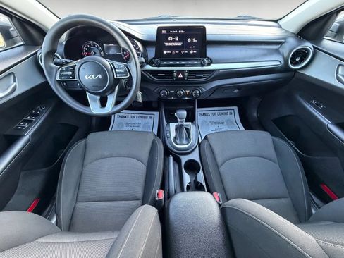 Used 2023 Kia Forte LXS FWD image 10