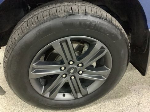 Used 2023 Ford F150 Lariat w/ Equipment Group 502A High image 8