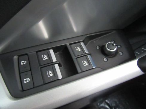 Used 2022 Audi Q3 2.0T Premium Plus w/ Premium Plus Package image 37