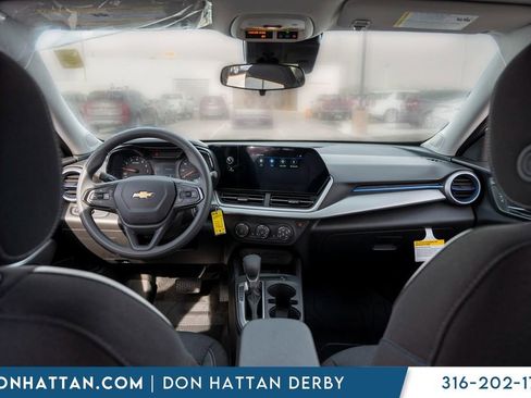 New 2026 Chevrolet Trax LS w/ LS Convenience Package image 3