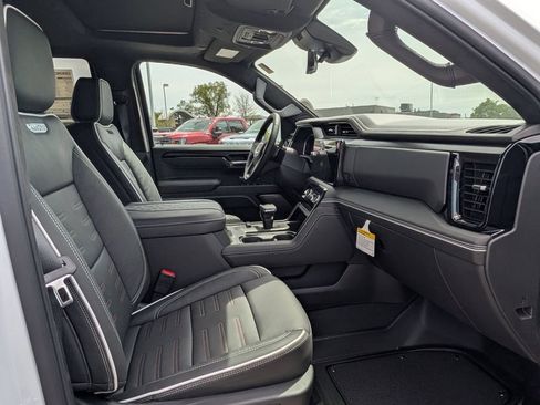 New 2026 GMC Sierra 1500 AT4X AWD/4WD image 24