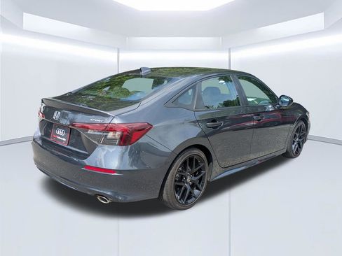 Used 2025 Honda Civic Sport image 3