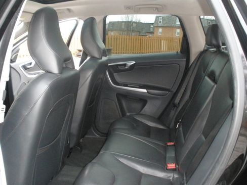 Used 2016 Volvo XC60 T5 Premier FWD image 25
