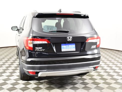 Used 2021 Honda Pilot Touring image 7