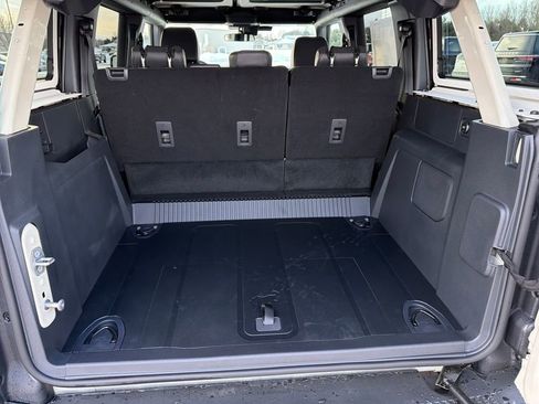 New 2025 Ford Bronco Badlands AWD/4WD image 18