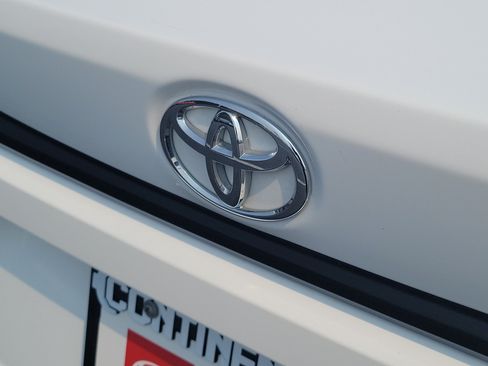 Certified 2025 Toyota Corolla LE FWD image 7